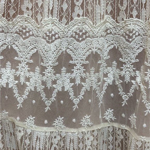 Sundance Elegant Cream Lace Dress - Picture 5 of 5